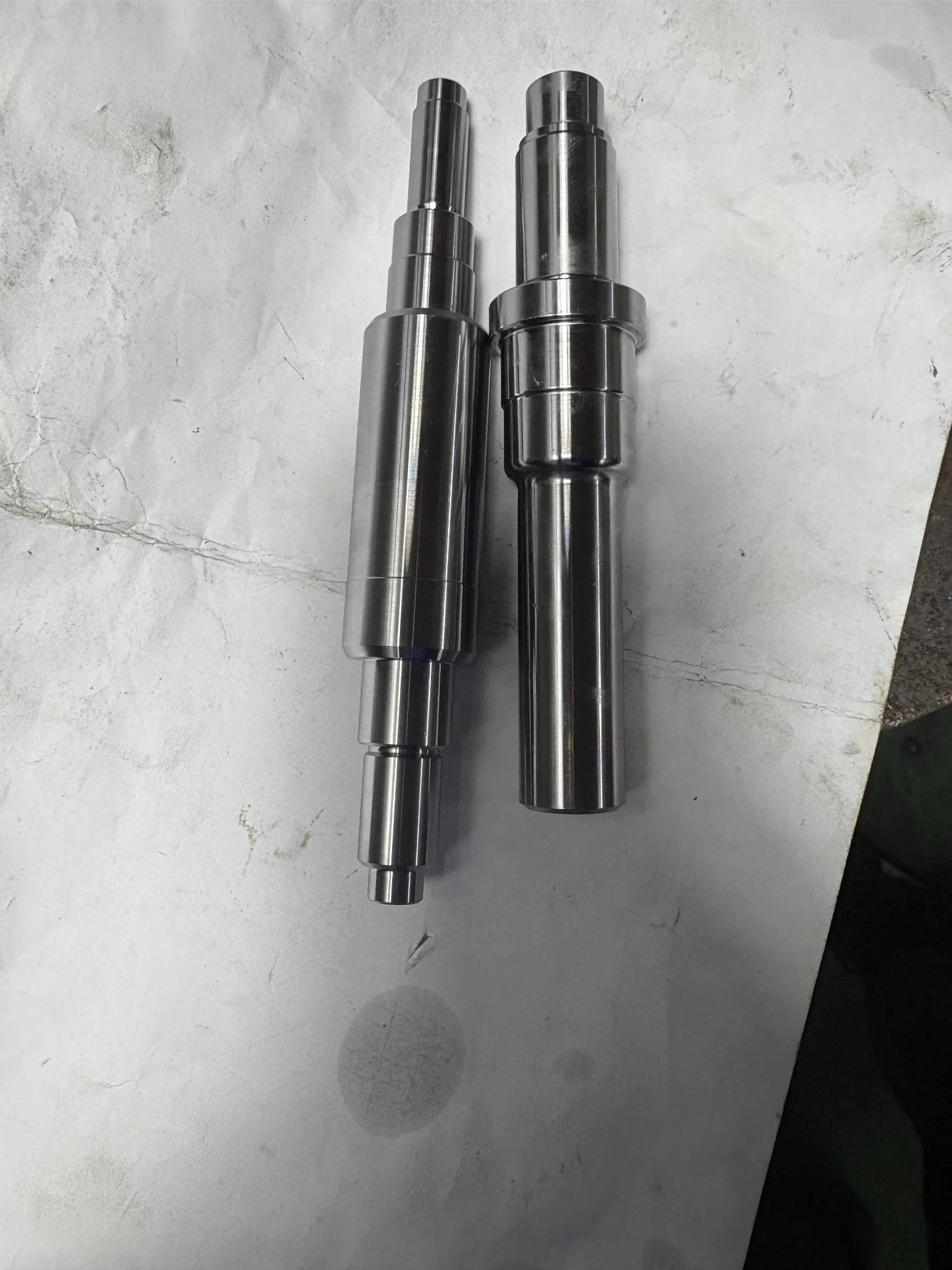 Stepped Shaft Multi-Diameter Precision Turned Free-Machining Steel