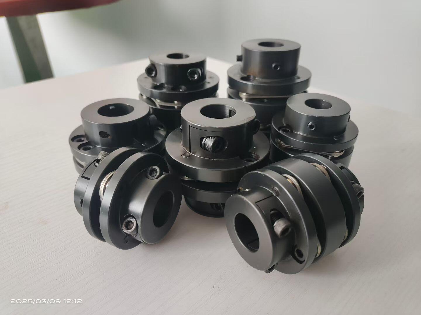 下颌刚性盘式联轴器 CNC 碳钢 45# H7 孔径 DIN 6885 键槽
